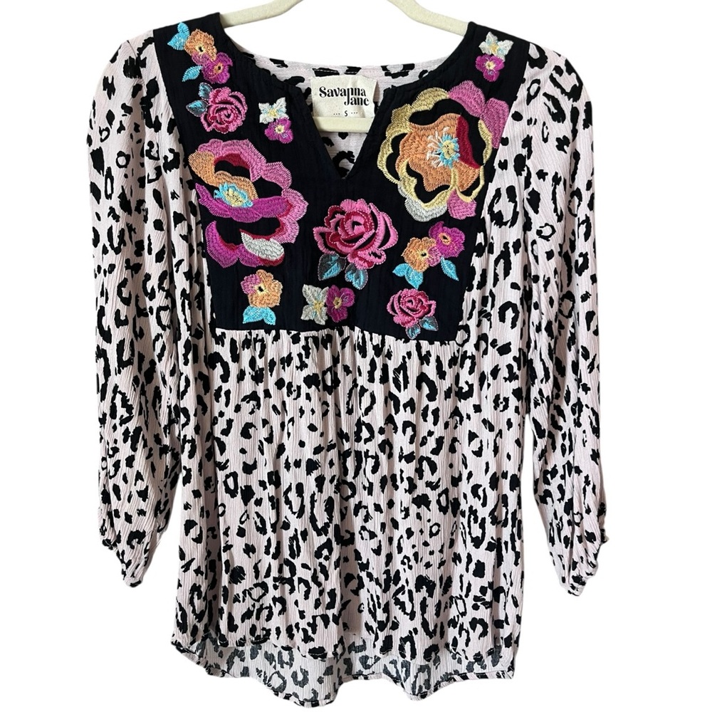 Savanna Jane Leopard Embroidered Floral Boho Artsy Peasant Top Size Small